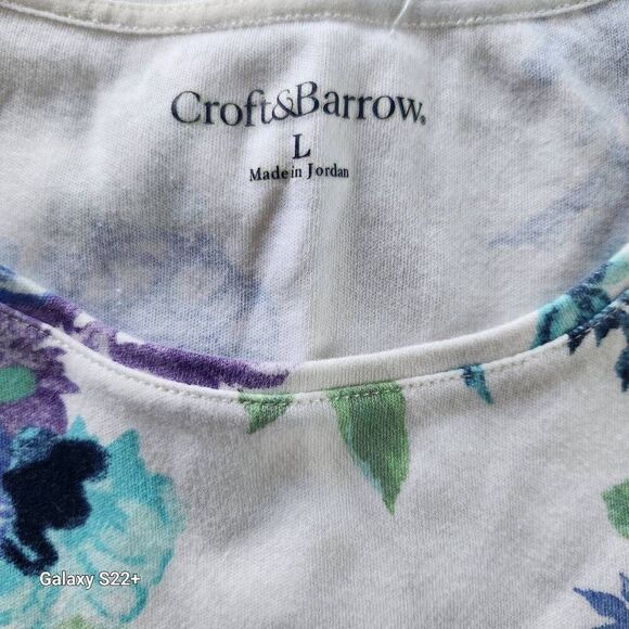 E5 Croft & Barrow floral t shirt - Picture 5 of 5